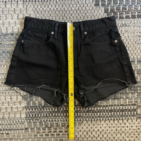 Frame Denim Ladies High Rise Distressed Jean Shorts in Black, Waist Size 27 - Picture 6 of 9
